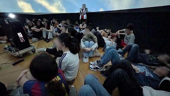 Wanderplanetarium_3.jpg  